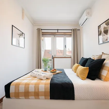 Appartement Stylish Modern Flat W/ Balcony! Oporto